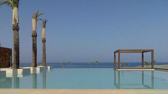 La subasta del campo de golf de Playa Macenas no recibe ofertas