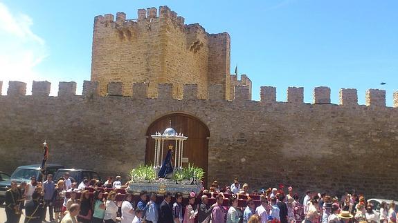 La Virgen de la Cabeza, por las calles de Lopera