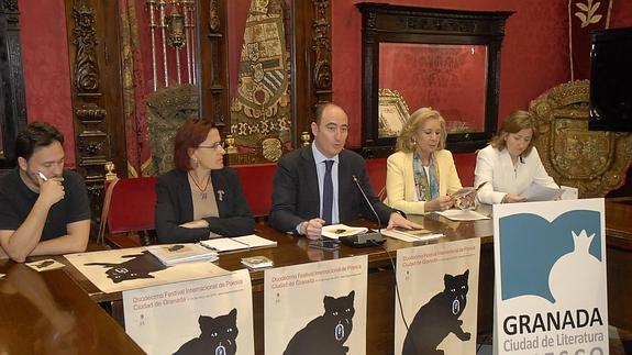 Rafael Guillén y Evtuchenko, grandes protagonistas del Festival Internacional de Poesía