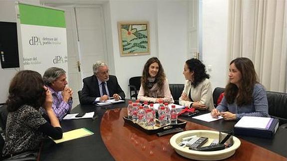 Pacientes con enfermedades raras denuncian trabas para acceder a fármacos y ser derivados