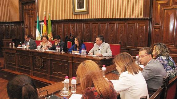 Diputación pide aumentar el agua para riego de la presa de Siles