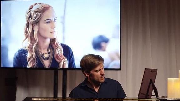 Nikolaj Coster- Waldau canta una canción de amor a Cersei Lannister