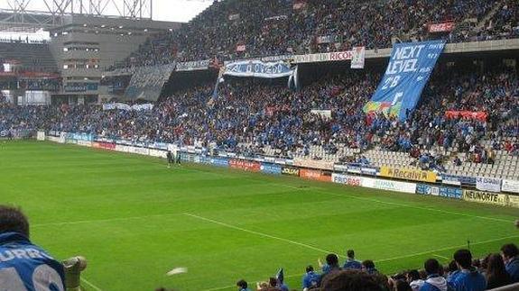 Pícaros aficionados del Oviedo imitan el acento gaditano para adquirir entradas para el Carranza