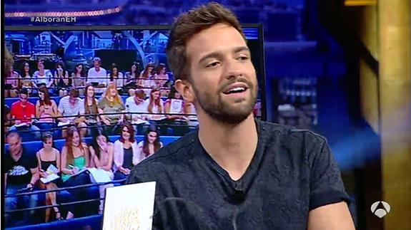 Premio para una espectadora de 'El Hormiguero' por manosear a Pablo Alborán
