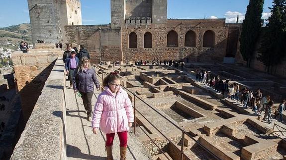 Granadinos y residentes podrán visitar gratis la Alhambra todos los domingos