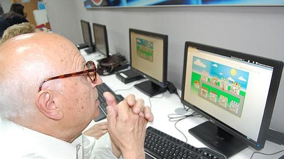 Previenen el deterioro cognitivo en mayores en un estudio piloto con internet