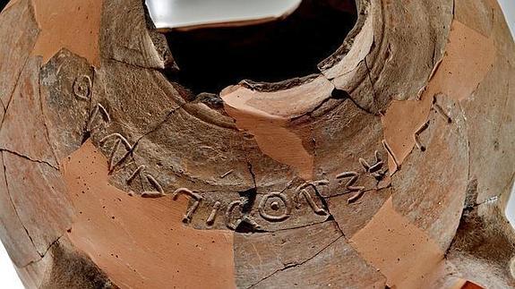 Descubren en el Valle del Elah una inscripción en una tinaja de 3.000 años de la era del rey David