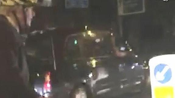 Cruce de insultos entre el alcalde de Londres y un taxista: "¿por qué no te joden y te mueres?