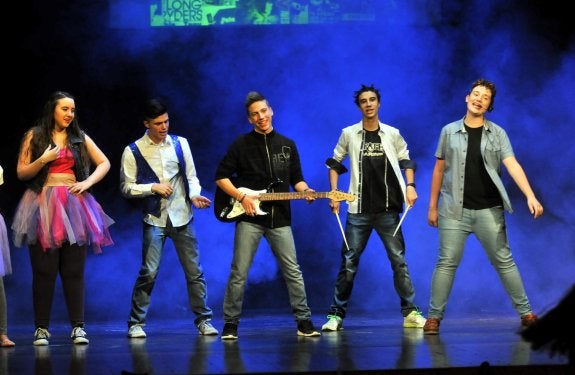 Un musical que demuestra la solidaridad de los estudiantes