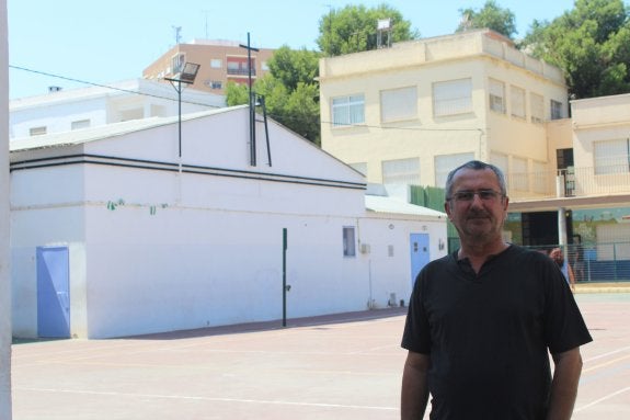 El crucifijo del Madre de la Luz será 'llevado' al Defensor del Pueblo