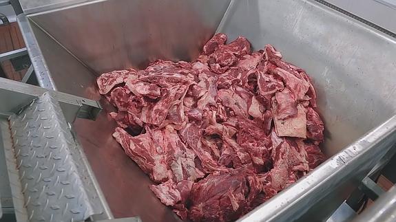 Revelado el 'jugoso' y estricto secreto de la carne de McDonald's