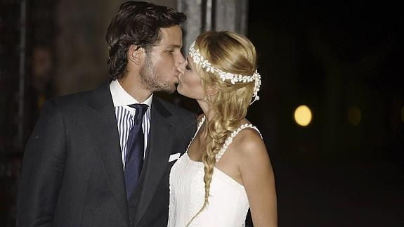 ¡Vivan los novios... blindados!