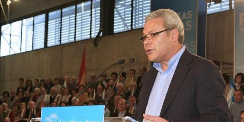 "Estoy tocándome los huevos, que para eso me hice diputado"