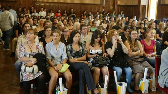 La Junta pagará hasta 375 euros mensuales por alumno de Erasmus