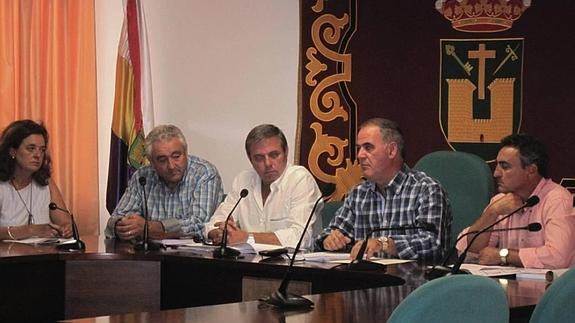 La Junta actuará "de forma inminente" para evitar la erosión en la zona afectada por el incendio de Quesada