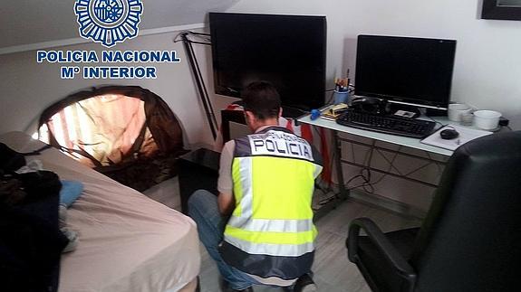 La Policía detiene a un joven por tenencia y distribución de pornografía infantil
