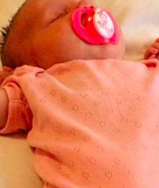 La Razon Por La Que No Debes Dejar Que Besen A Tu Bebe Ideal