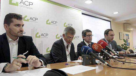 La Junta paga 34 millones atrasados a 20 constructoras por obra pública y vivienda