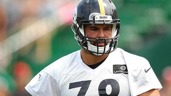 El motrileño Alejandro Villanueva, de soldado en Afganistán a titular indiscutible en la NFL