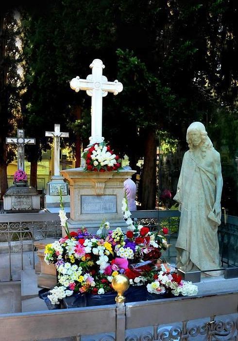 El jardín funerario