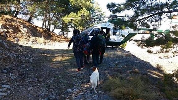 Rescatan a un hombre herido tras sufrir una caída en Gor