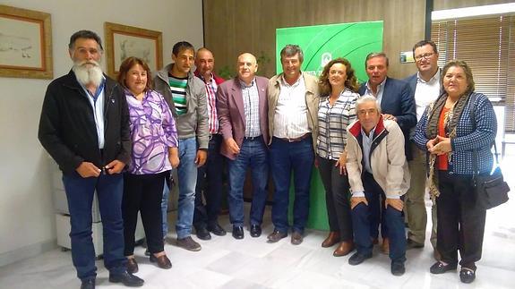 La Junta aborda líneas de ayudas con ganaderos afectados por el incendio de Quesada