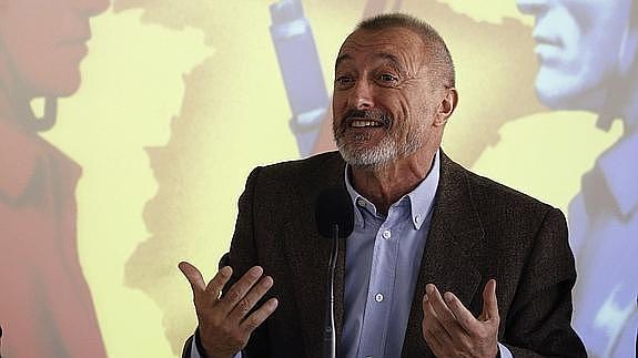 Pérez-Reverte, tajante: «La educación de hoy es insulsa, una papilla desnatada»