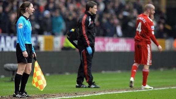 "Te voy a insultar hasta que llores y te vayas a tu casa a fregar, que es lo que sabes hacer"
