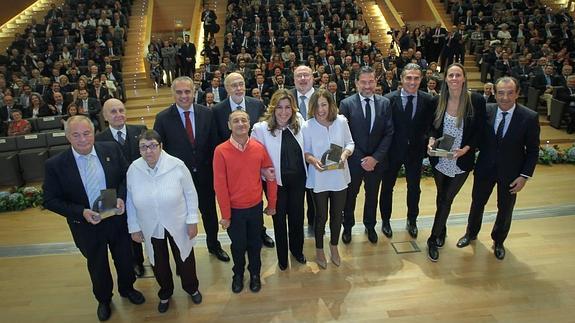 Los IDEALES, con Francia