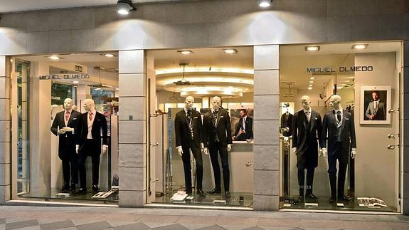 Miguel Olmedo viste las bodas de Granada con las últimas tendencias para hombre