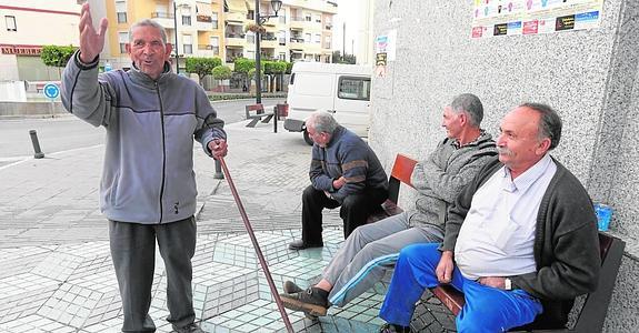 «Hemos tenido que salir corriendo a la calle para protegernos del terremoto»