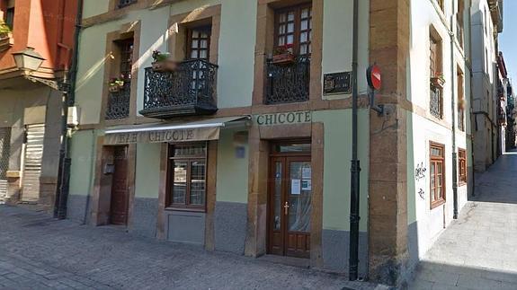 3 pesetas por un vino y 7 por una cerveza