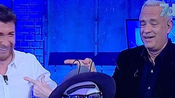 El inexplicable deseo de Tom Hanks sobre Brad Pitt, George Clooney y Harrison Ford