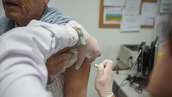 Más de 9.000 personas ya se han vacunado contra la gripe en la Costa