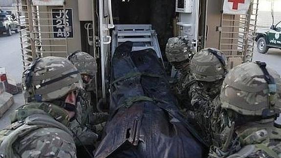 El policía residente en Granada fallecido en Kabul terminaba en enero su estancia en el país