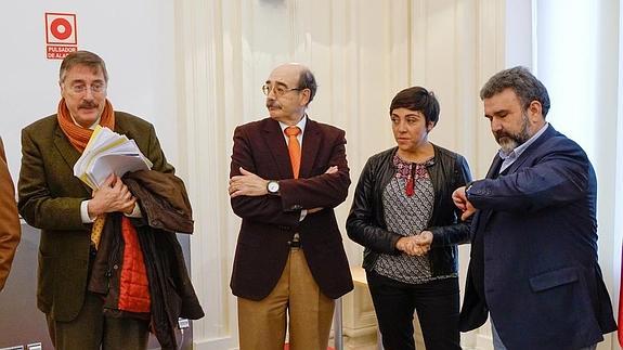 El bloqueo del Consorcio de Transporte impide bajar las tarifas y mejorar los buses