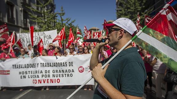 Los trabajadores de la hostelería aprueban las movilizaciones para reivindicar un nuevo convenio