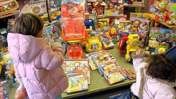 Facua critica el «ínfimo nivel de competencia» en el precio de los juguetes