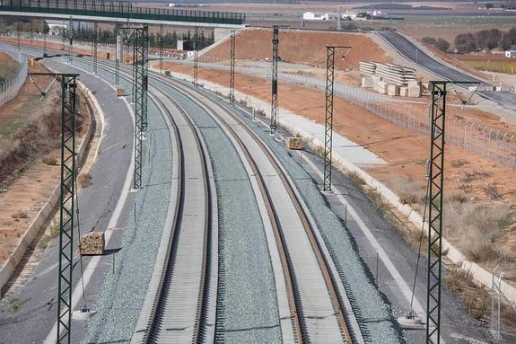 El AVE tampoco llegará en el primer trimestre