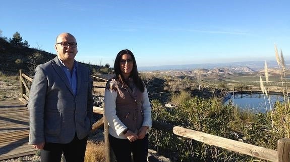 La Diputación apoya la "potencialidad turística" del municipio de Larva