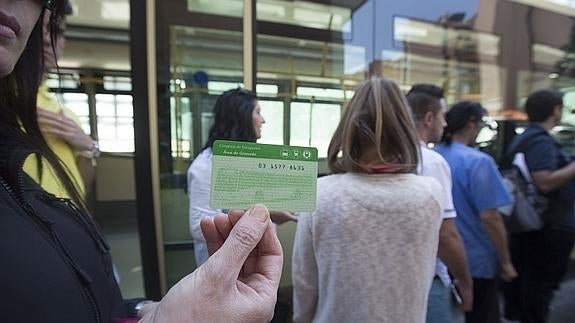 Bajan las tarifas del autobús metropolitano