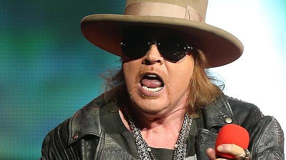 Axl Rose podría ser la nueva voz de AC/DC
