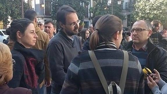 Podemos exige responsabilidades a Sebastián Pérez