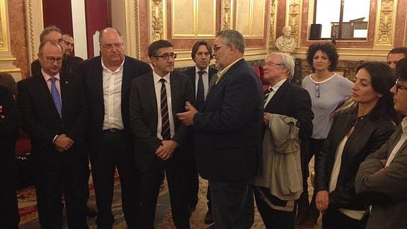 Cierre de filas en torno a la Mesa del Ferrocarril