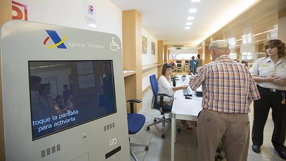 25.000 jienenses han recibido ya 13,2 millones de Hacienda en el primer mes de renta