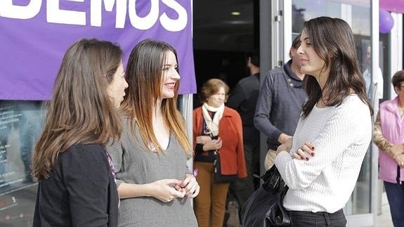 La coalición de Podemos e IU habría arrebatado un escaño al PP el 20-D