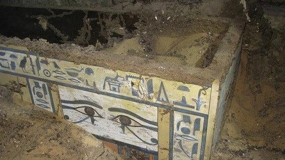Arqueólogos de la UJA hallan la momia de una importante dama faraónica en Asuán