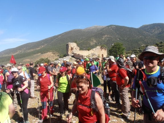 Manifestación festiva senderista