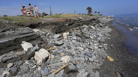El Gobierno anuncia obras por valor de 250.000 euros para arreglar las playas de Granada de cara al verano