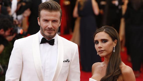 El pique político de David y Victoria Beckham que divide a Reino Unido